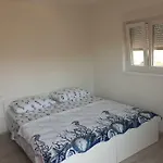 Apartment Mario Vir