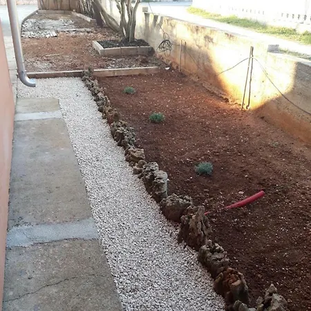 Apartment Mario Vir