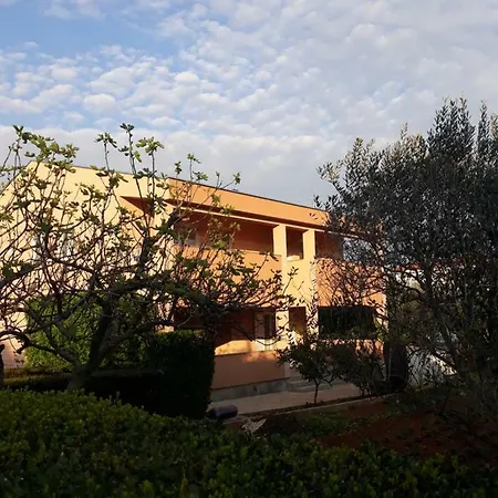 Appartamento Mario Vir