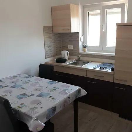 Apartment Mario