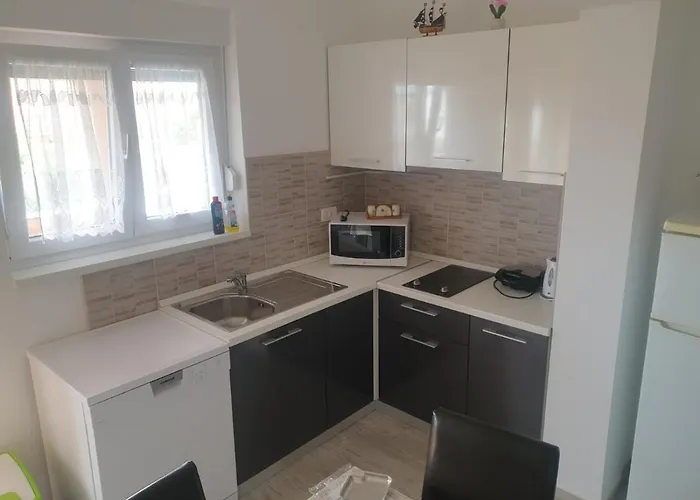 Апартаменты Mario Вир