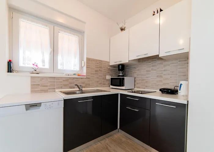 Апартаменты Mario Вир