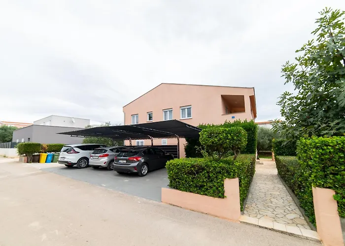 Mario Апартаменты *