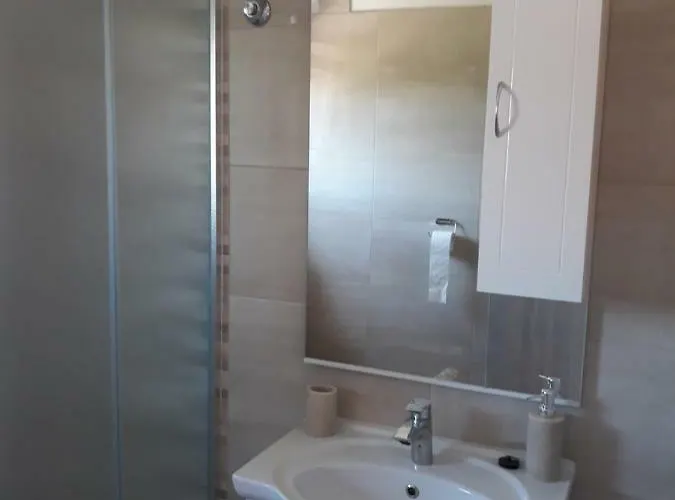 Mario Апартаменты Вир