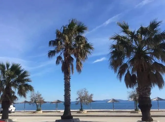 Апартаменты Mario Вир